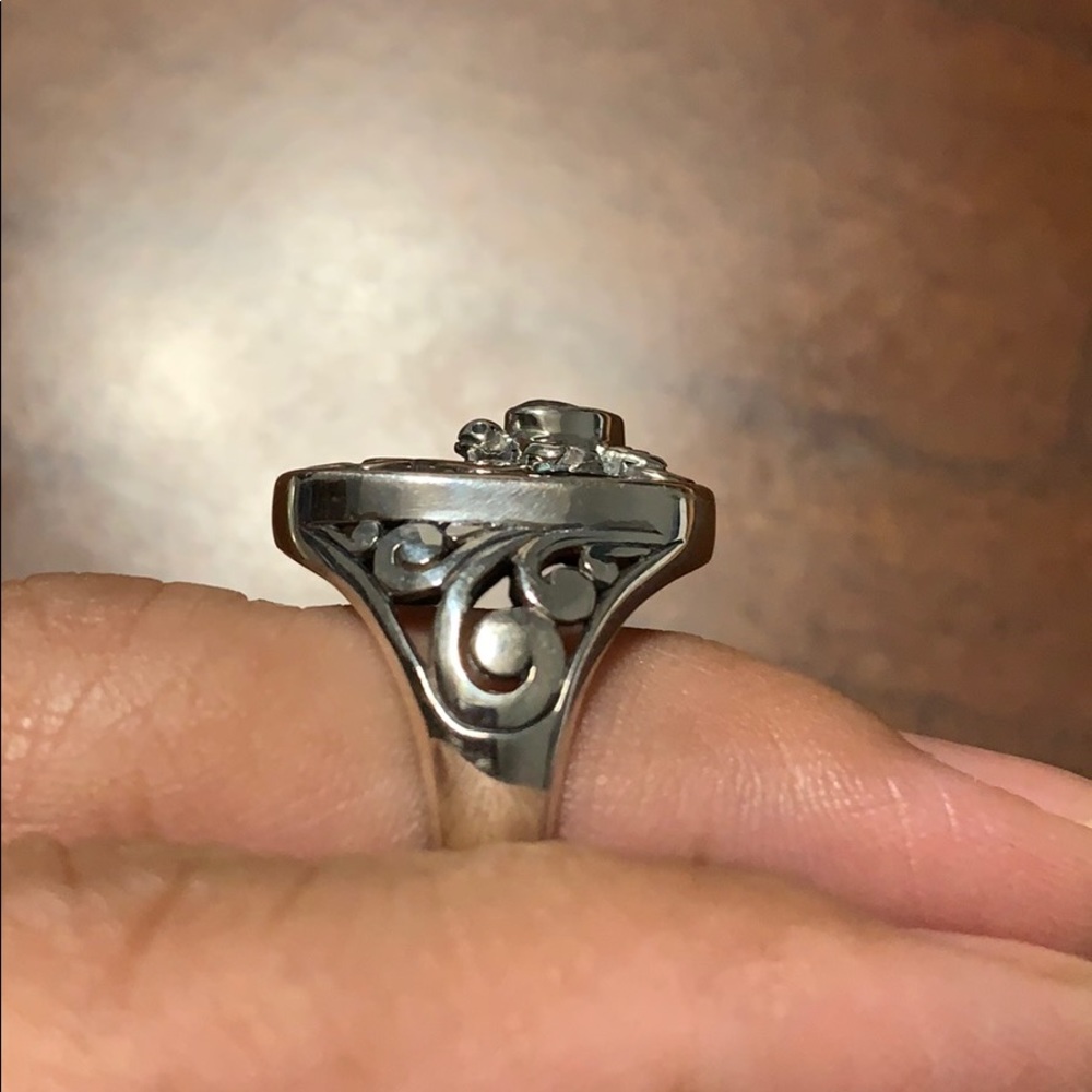 đź’°SOLDđź’°Mother of pearl, Swiss blue topaz ring size 7 SS - Picture 3 of 5